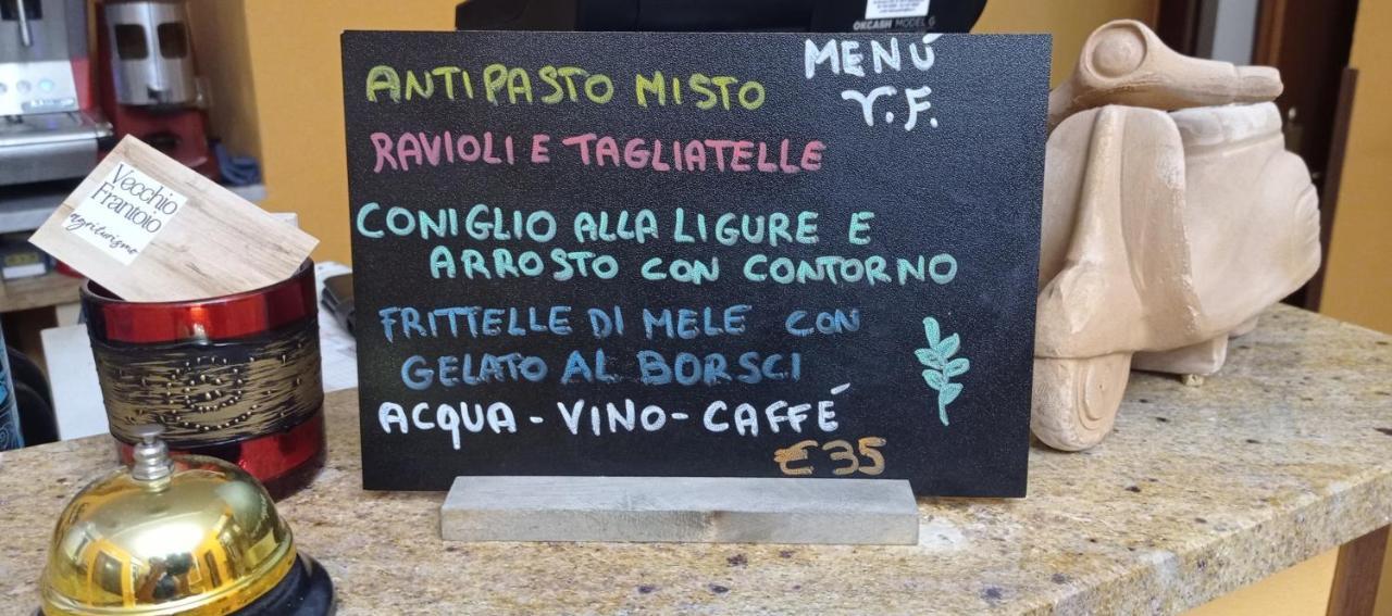 Agriturismo Vecchio Frantoio Villatella Eksteriør bilde